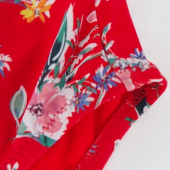Jessica Simpson Swim Bottom High Waisted Red Floral with Lace Trim. EUC. Size S - Picture 4 of 7